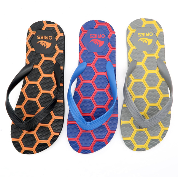 AH-8P014 motif hexagonal en relief PVC supérieur PE étanche hommes tongs mode sandale