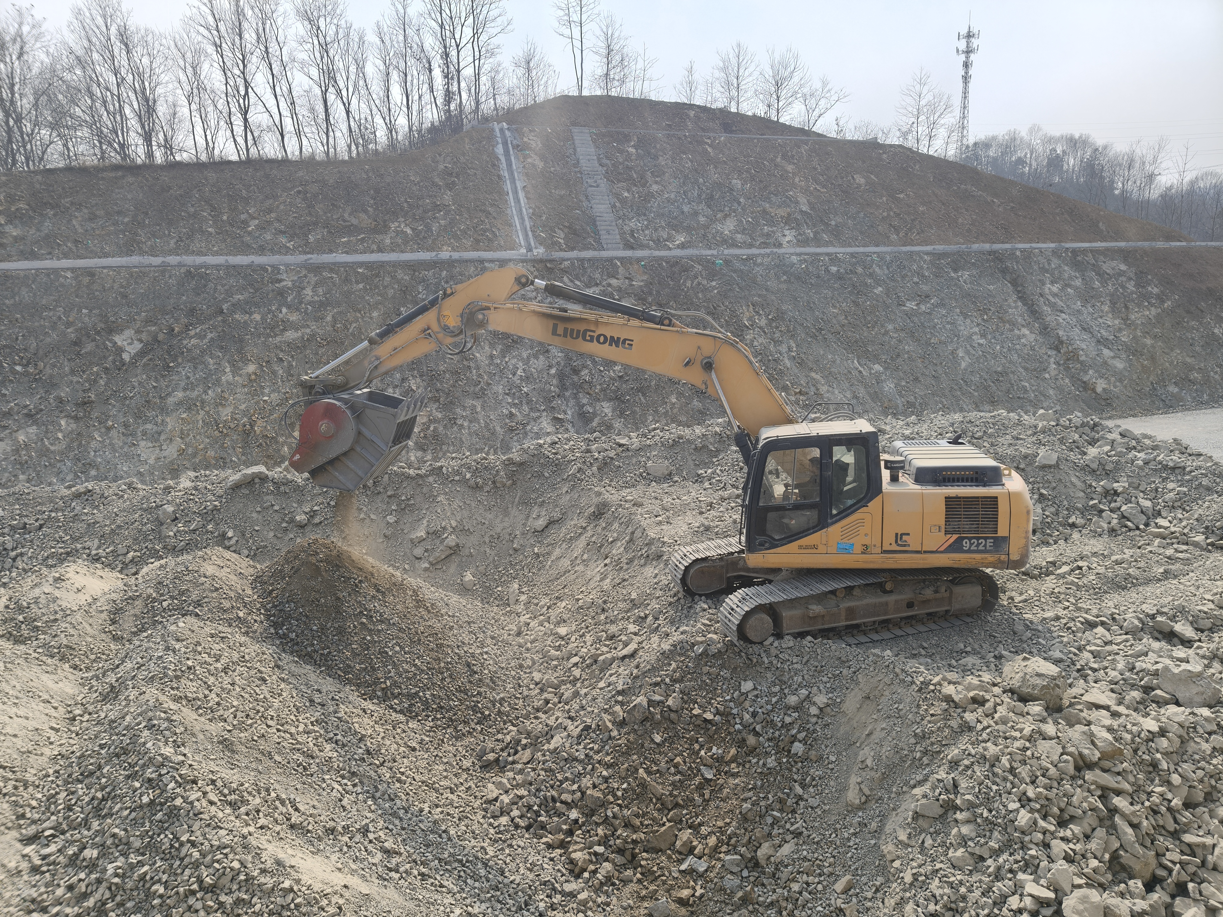 RMB80 Crusher bucket-1 Godet concasseur RMB80-1