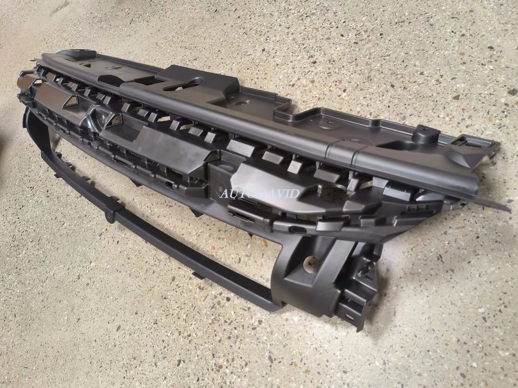 غطاء المحرك بيجو 208 2019 OEM:9823209780 DVD56-0701-13