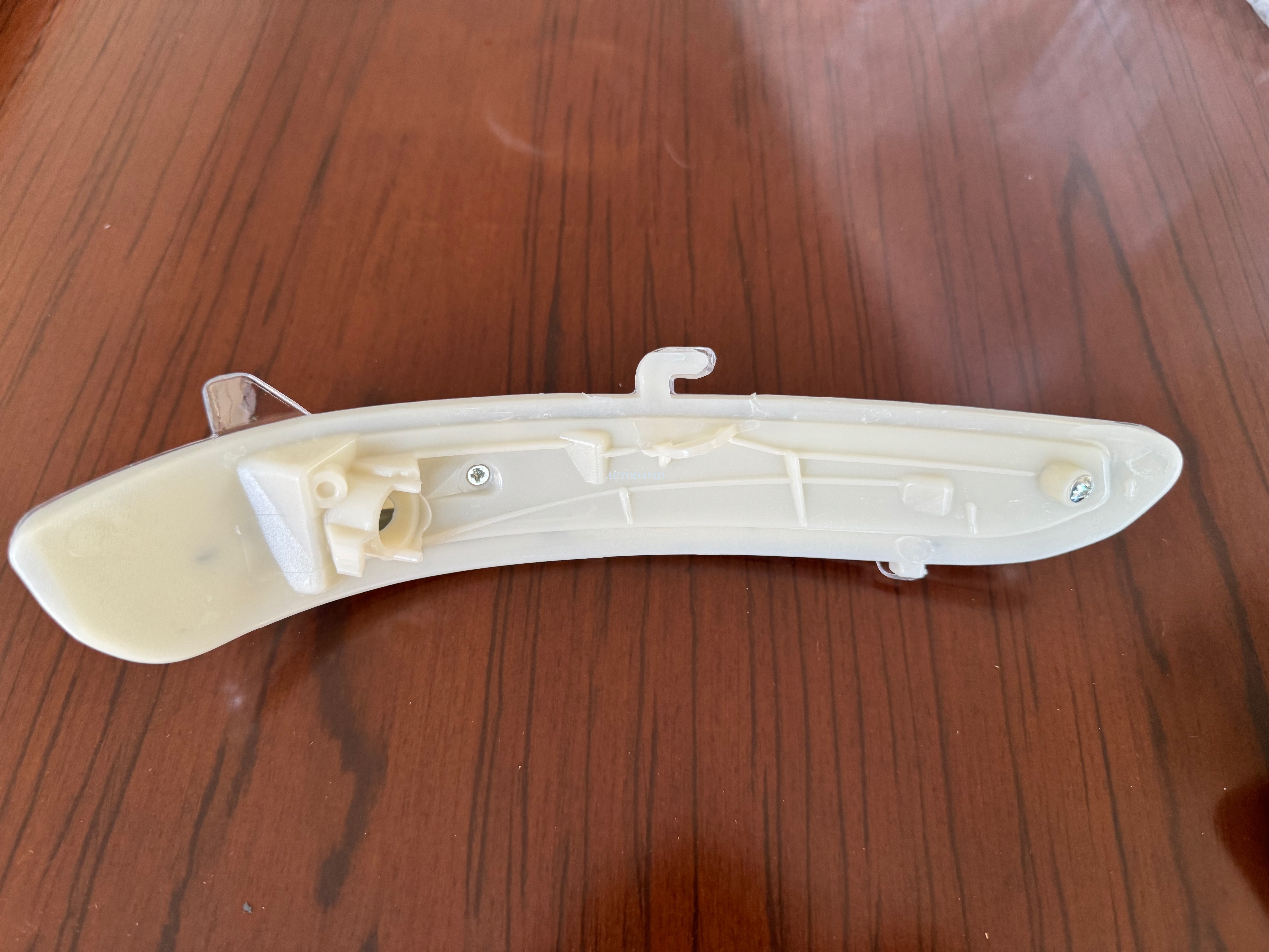 مصباح جانبي لمرآة الباب LED بيجو 208 2013 OEM:1607512580 DVD41-0101-03