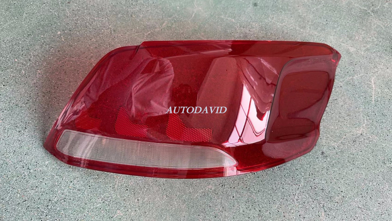 عدسة المصباح الخلفي بيجو 301 M33R 2017 OEM: LH/RH DVD34-0301-02