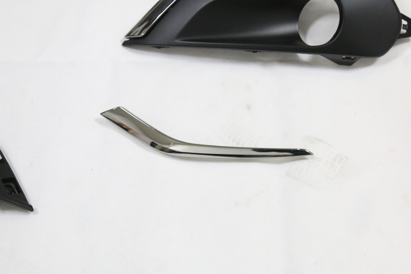 شريط غطاء مصباح الضباب مطلي بالكروم بيجو 208 2016 OEM: LH 1613502680/RH 1613503180 DVD42-0701-10