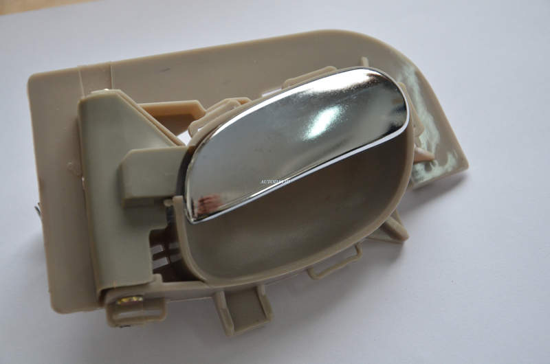 مقبض داخلي مطلي بالكروم رمادي بيجو 206 T11 2003 DVD11-1202