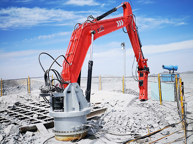WHC1070 Fixed Pedestal Rockbreaker Boom: Eliminate Crusher Downtime and Maximize Throughput Braccio rompisassi a piedistallo fisso WHC1070: elimina i tempi di inattività del frantoio e massimizza la produttività