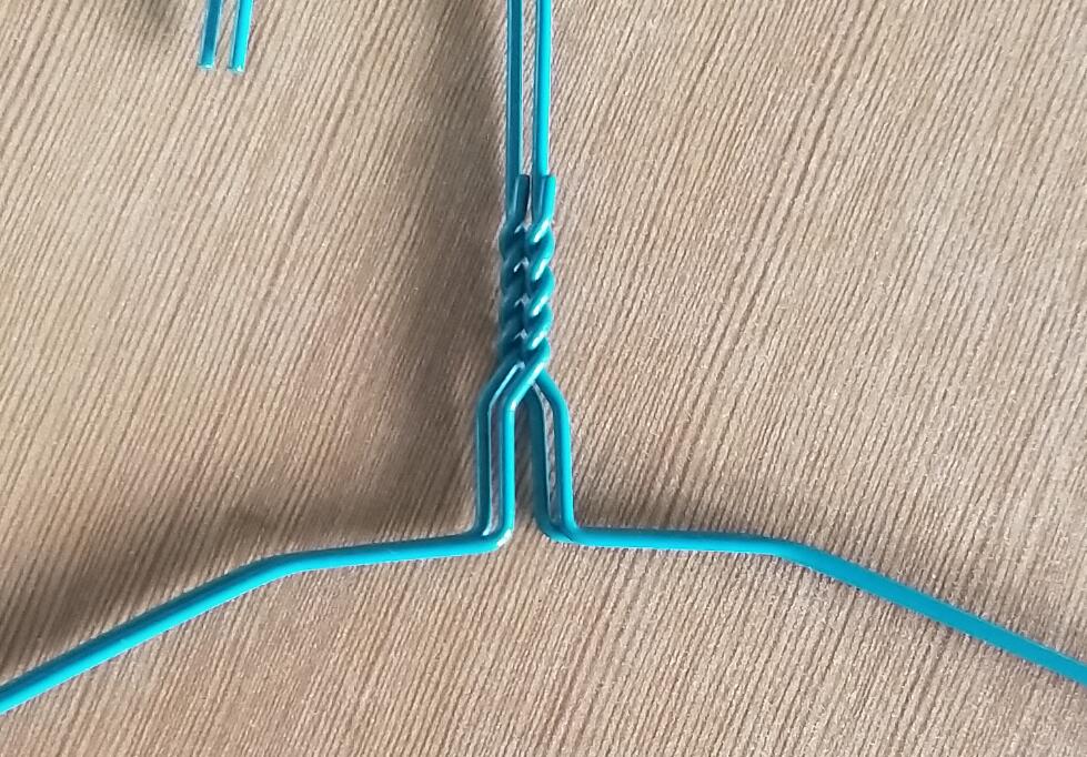 Colored PVC Coated Wire Hanger