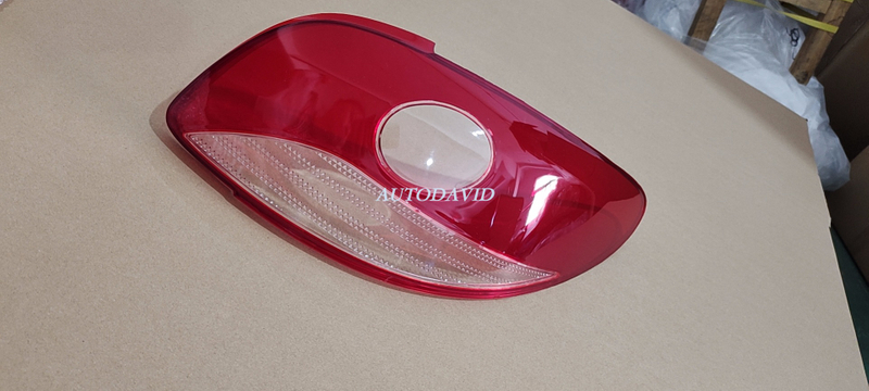 عدسة المصباح الخلفي بيجو 207/206+ 2008 OEM:LH/RH DVD14-0304-01