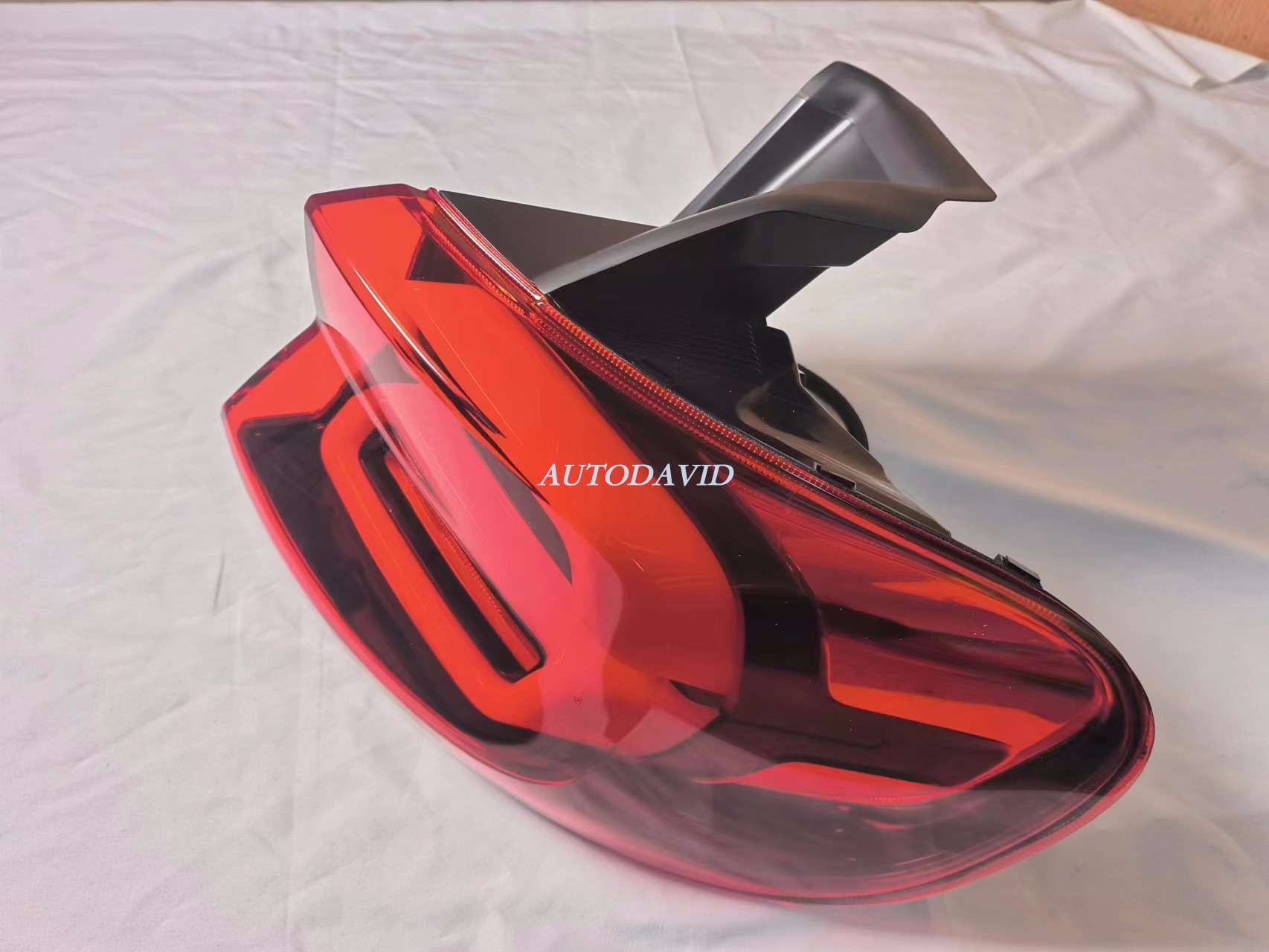 مصباح الذيل كامل خارجي CTC5 AIRCROSS 2017 C84 OEM: LH 9817269280/RH 9817269580 DVD36-0301