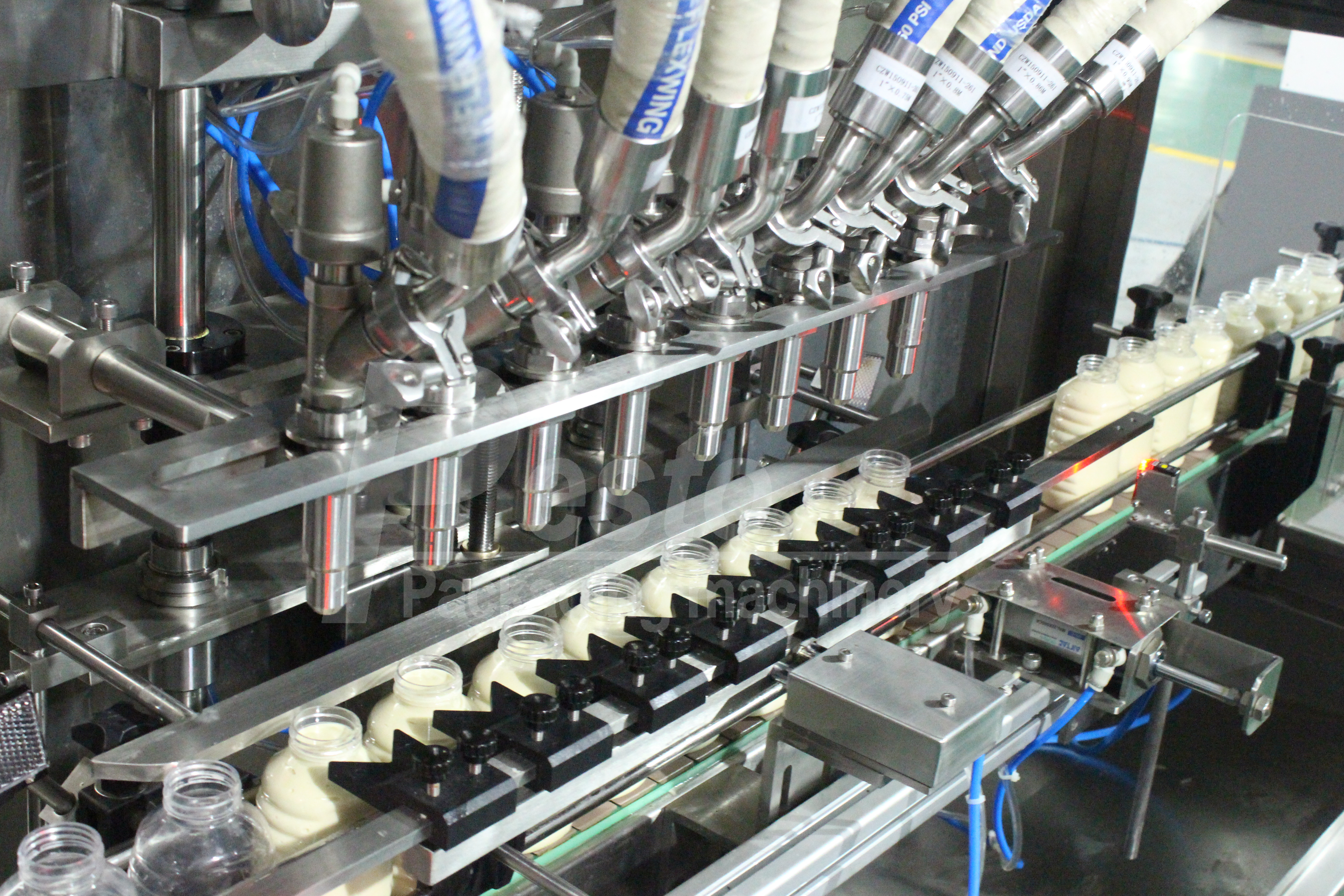 peanut butter filling machine-details3 የኦቾሎኒ ቅቤ መሙያ ማሽን ዝርዝሮች (3)
