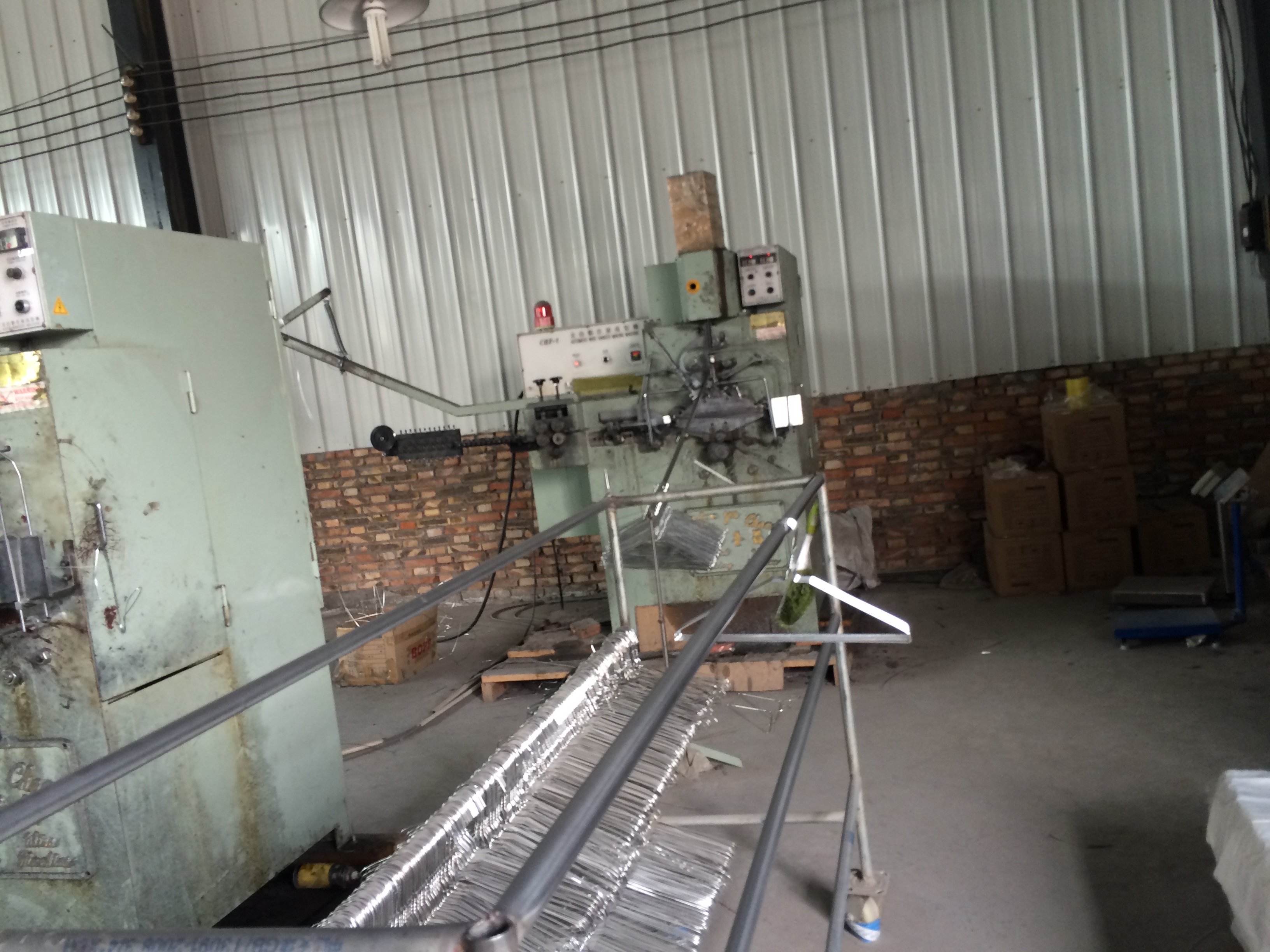 wholesale wire hangers