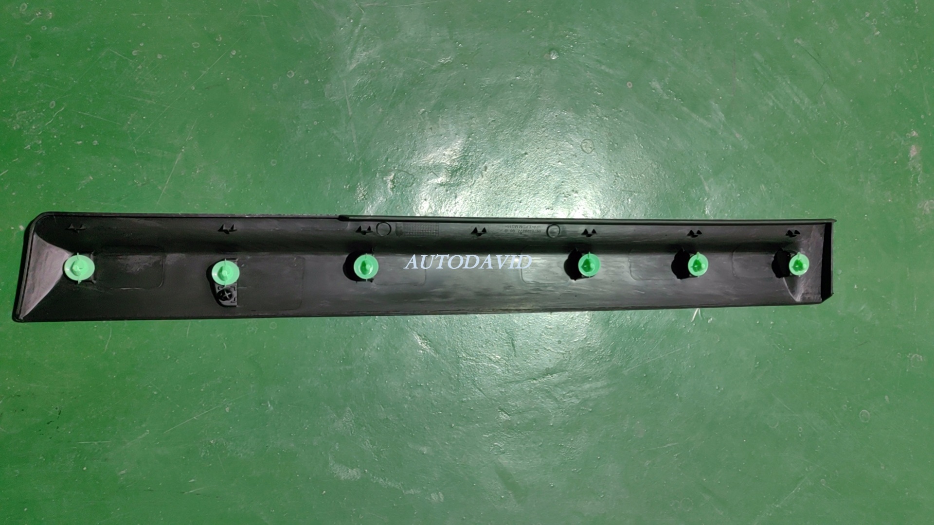 قالب الباب R الجانب الأيمن CT C4 2010(BX3) OEM: DVD2602-1103 RR(右后)