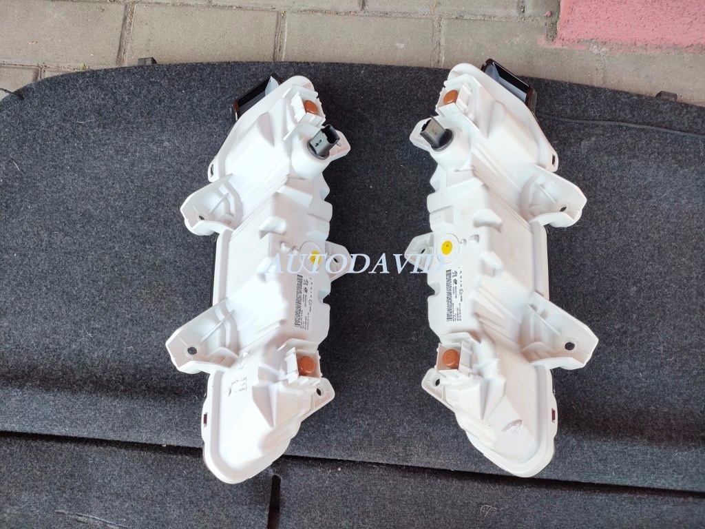 ضوء النهار بيجو 208 2019 OEM: LH 9824241280/RH 9824241480 DVD56-0401 