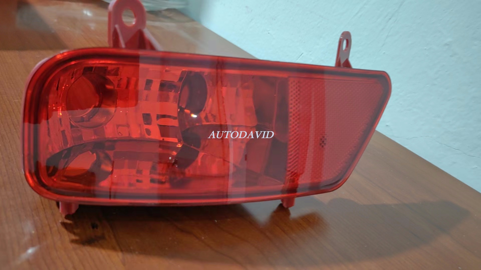 مصباح الضباب الخلفي بيجو 3008 T88 2013 OEM: LH 9801779480 6351HG/RH 9801780180 6350HG DVD22-0501