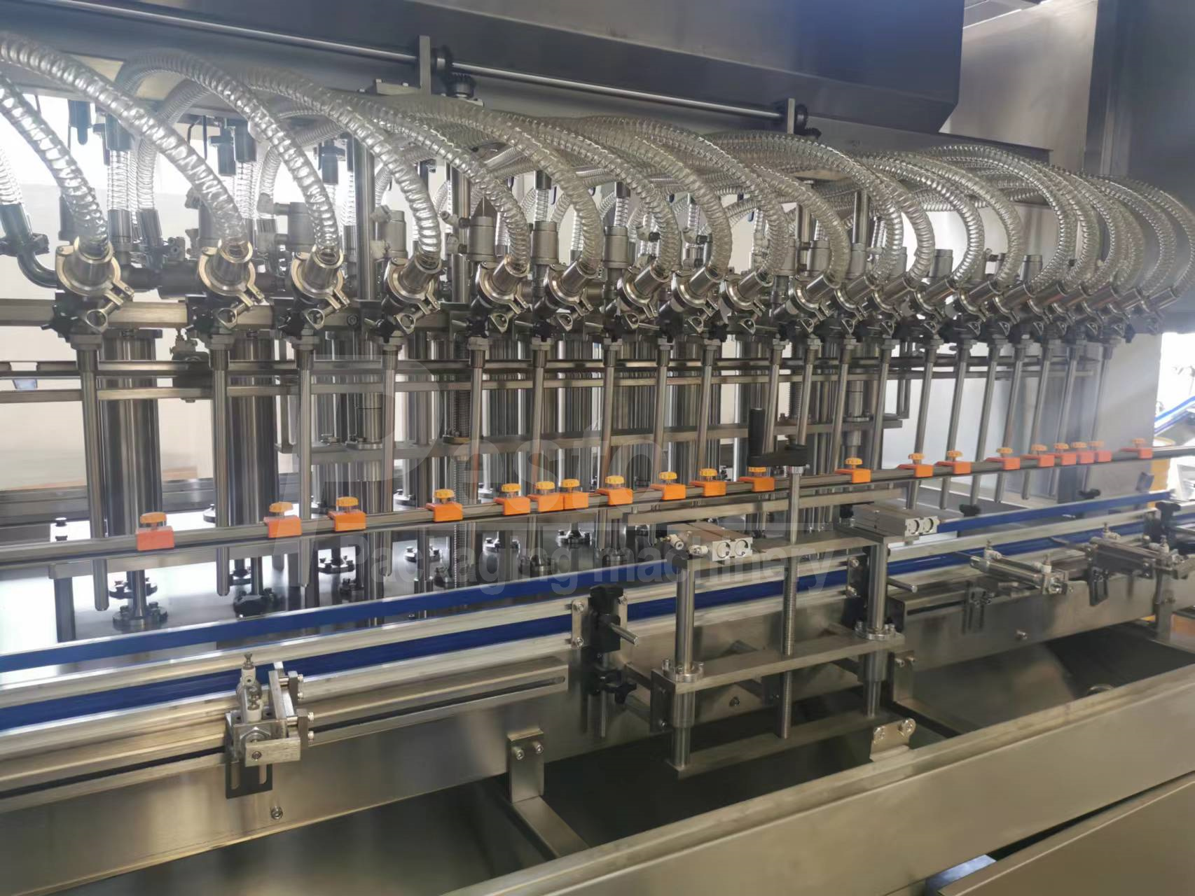 liquid filling machine manufacturers ndị na-emepụta igwe na-ejuputa mmiri mmiri