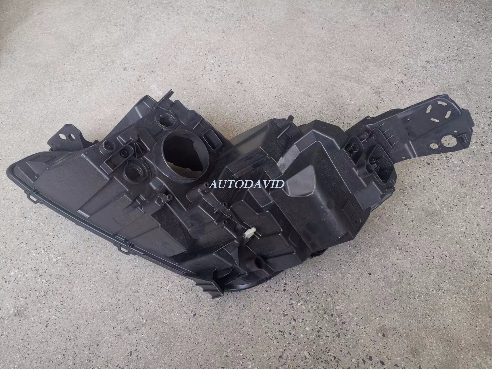 غطاء المصباح الأمامي L بيجو 4008 2017 CN(P84)/بيجو 3008 5008 2017 في الخارج OEM: LH/RH DVD39-0201-02