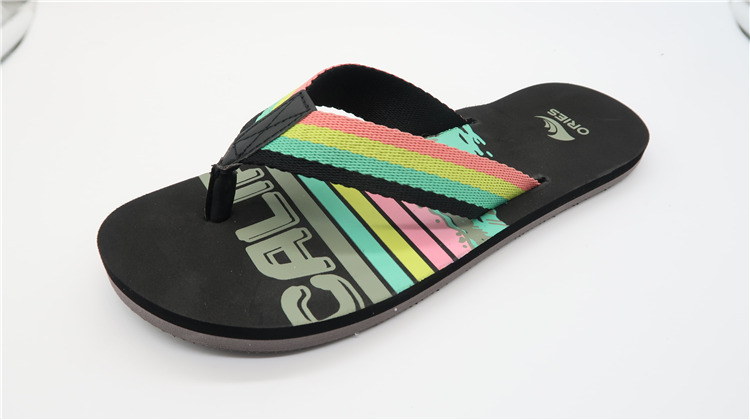 AH-9E128 arc-en-ciel nouveau design antidérapant plage colorée EVA Flip Flop