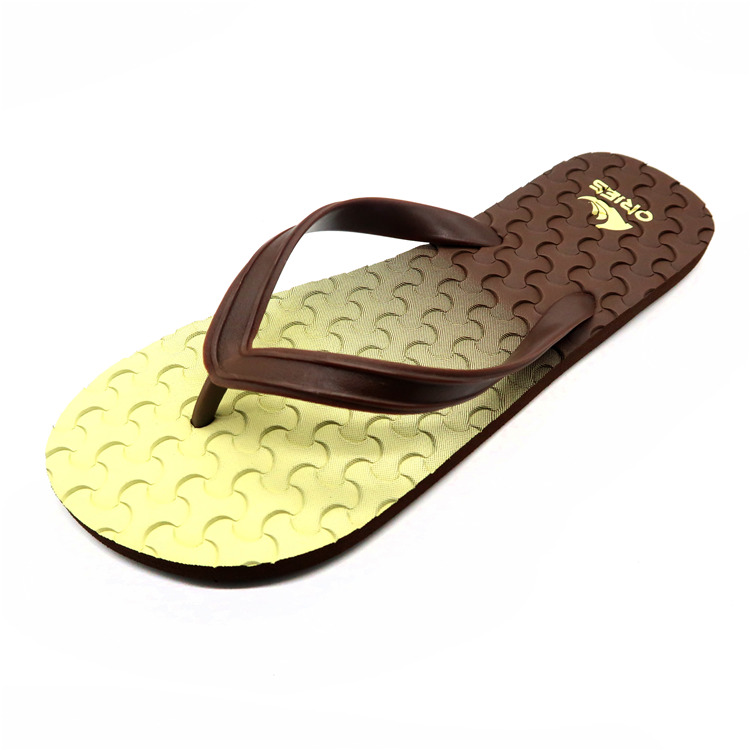 AH-9P018 Zapatillas de playa de PE con correa en V de color degradado de nuevo diseño para mujer
