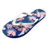 AH-9P028 Bonitas zapatillas de playa de PE con correa en V con estampado de flores para mujer