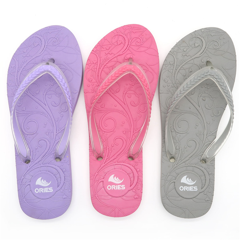 AH-9P101 Chanclas de moda antideslizantes de verano de color sólido para niñas PE