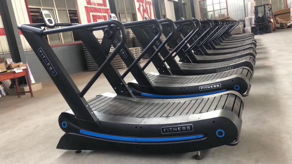 Commercial-Curve-Treadmill (1) Cinta de córrer comercial-corba (1)