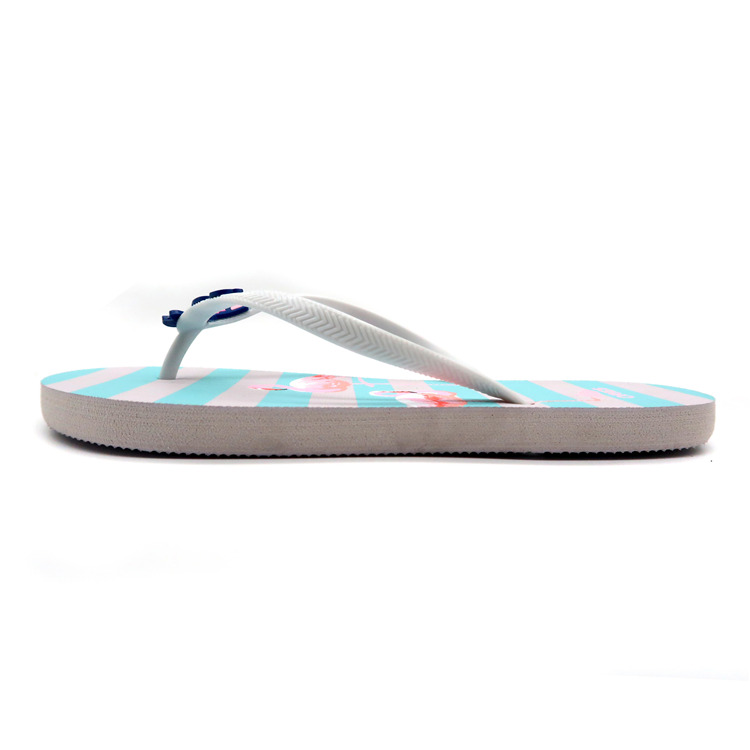 AH-9P067 Chanclas de PE con estampado de flamencos y rayas elegantes para mujer