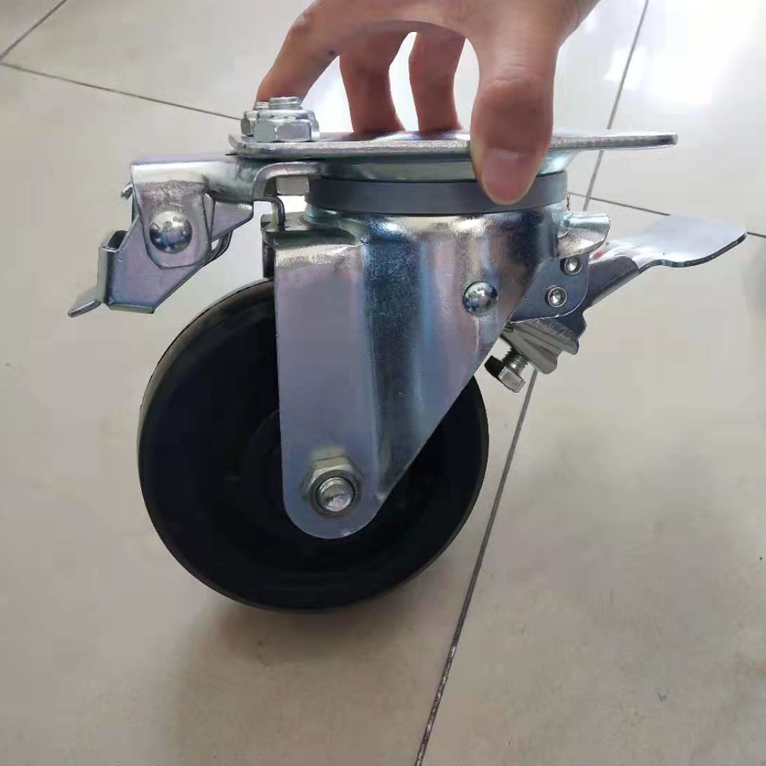 عجلات مطاطية 8 بوصة الصناعية مع أقواس