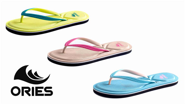 AH-8E062 Personalizó las chanclas de EVA de la playa al aire libre de las mujeres de la plantilla de la impresión de la moda del multicolor