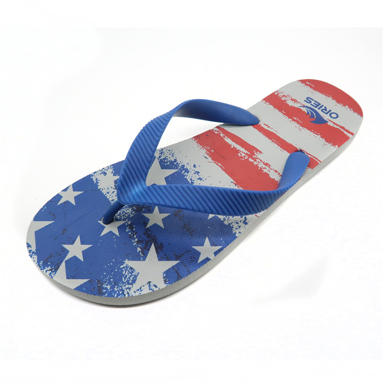 AH-9P033 Diseño de impresión de bandera Venta al por mayor V Correa PE Zapatillas de playa