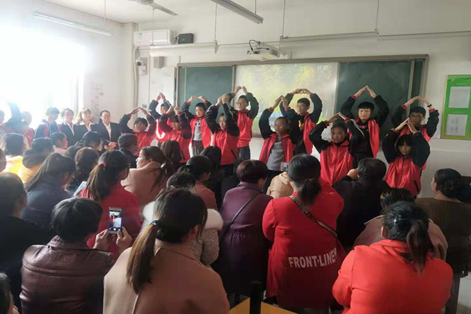 表演节目_副本