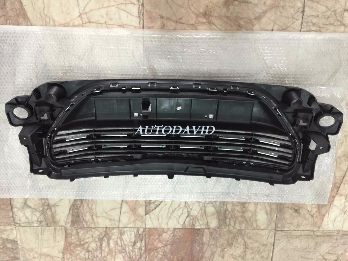 الشبكة الأمامية كاملة بالكروم بيجو 301 M33 2013 OEM: 9676946780 DVD09-0701-05