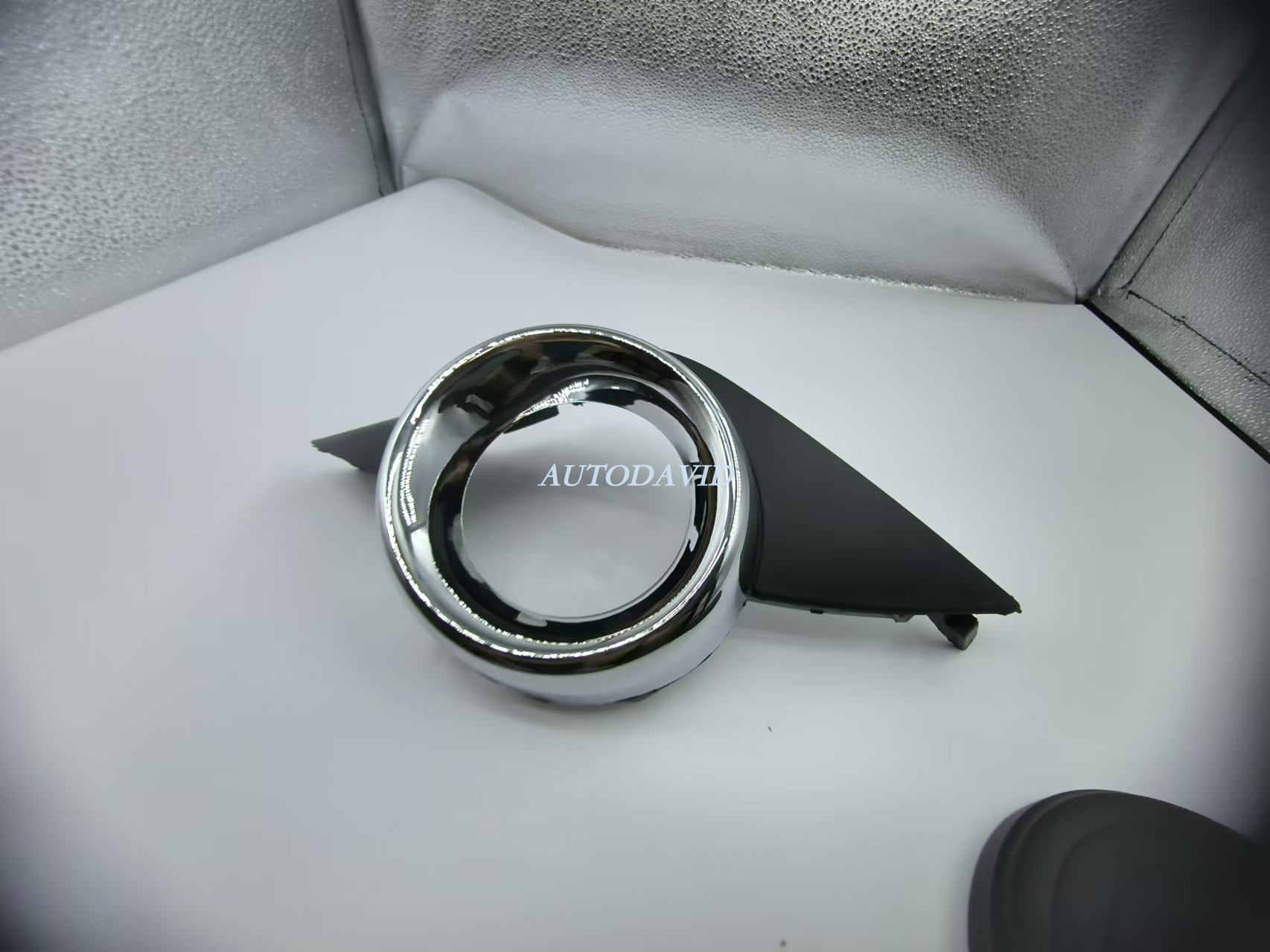 غطاء مصباح الضباب كامل الكروم بيجو 207 2004 OEM: LH 7452HX/RH 7452HW DVD44-0701-02