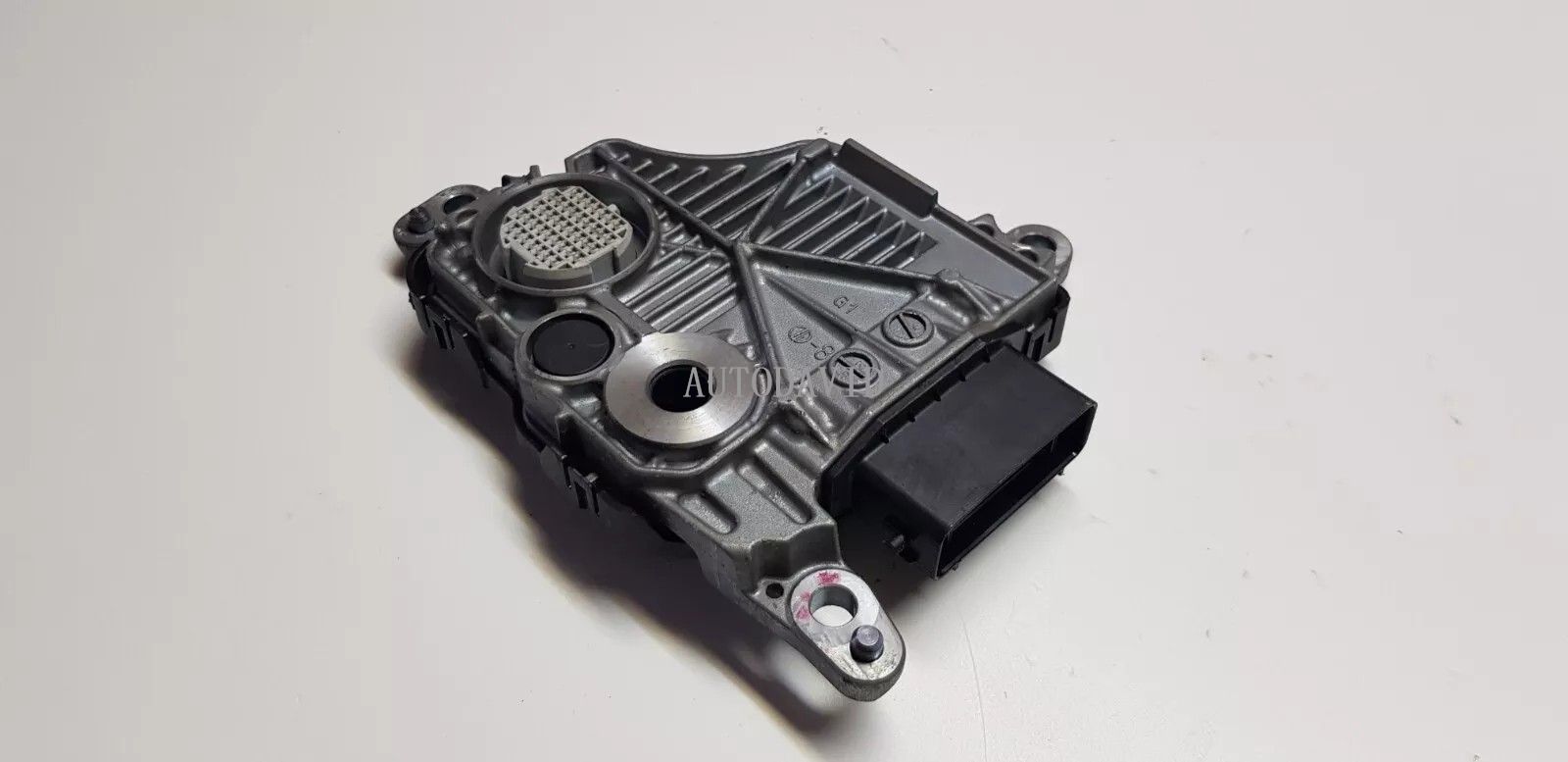 وحدة التحكم في علبة التروس لبيجو 3008، 5008، 308، سيتروين C4 OEM: 9822234780 9830759680 HS03-031-012