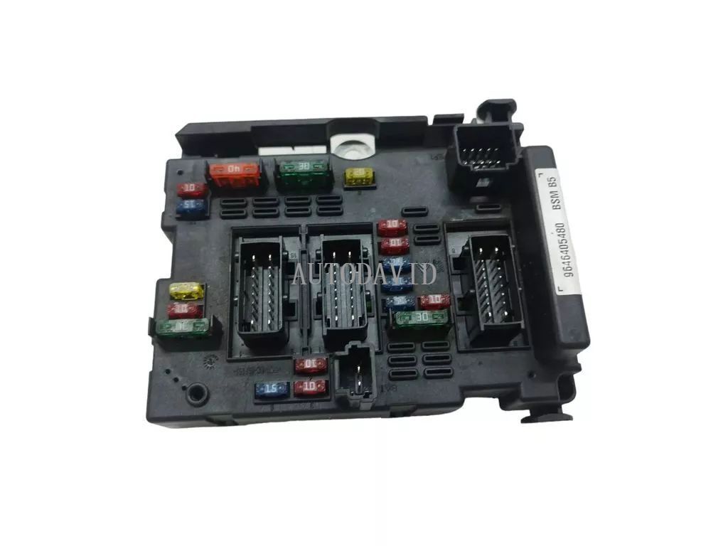 صندوق فيوز المحرك BSM الجمعية لبيجو 307 2.0/16 فولت OEM: 9646405480 HS01-042-004