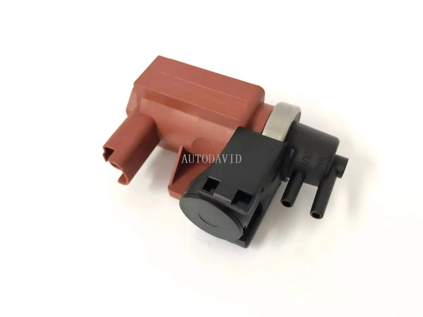 صمام الملف اللولبي للضغط التوربيني لبيجو 307 407 2.0، سيتروين C4/C5 2.0. صانع المعدات الأصلية: 9650098380 9654286980 9654282880 30650769 161842=1618C9 HS03-033-016