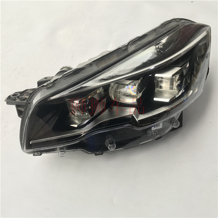 مصباح الرأس كامل المعدات العالية بيجو 508 W23R 2017 OEM:LH /RH DVD18-0202