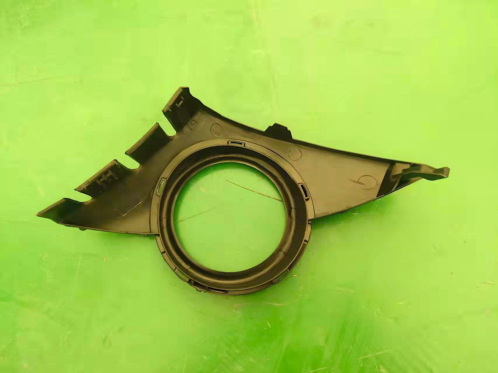 غطاء مصباح الضباب دعم بيجو 207 2004 DVD44-0701-03