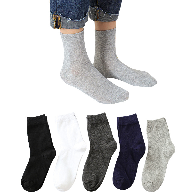 Factory Custom Logo Black Sports Socks Mens Black Athletic Socks Cycling Men Gym Workout Sport Crew cotton socks For Man