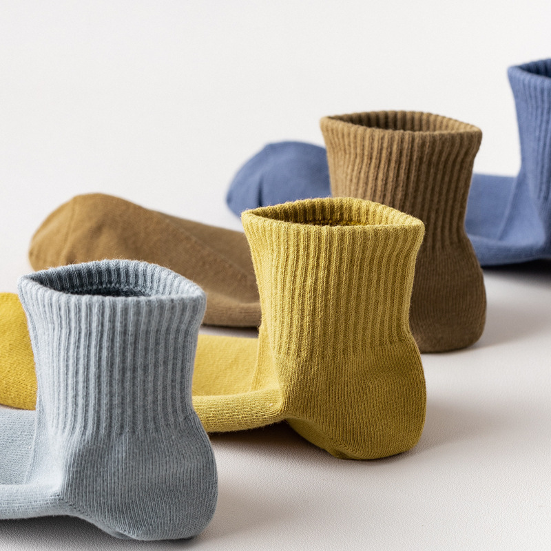 Cotton boys ankle socks plain casual men socks