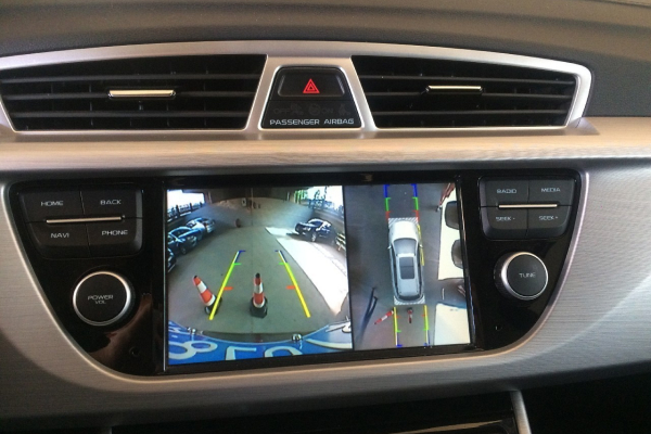 car radio with backup camera