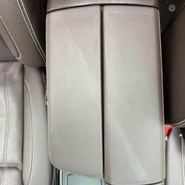 Best Microfiber Towels for Your Car (5) أفضل المناشف المصنوعة من الألياف الدقيقة لسيارتك (5)