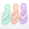 Style simple avec pantoufles en gros bon marché de couleur de Macarons pour des femmes AH-8E039