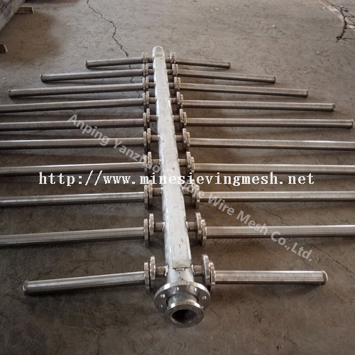 Tube and tube spreader