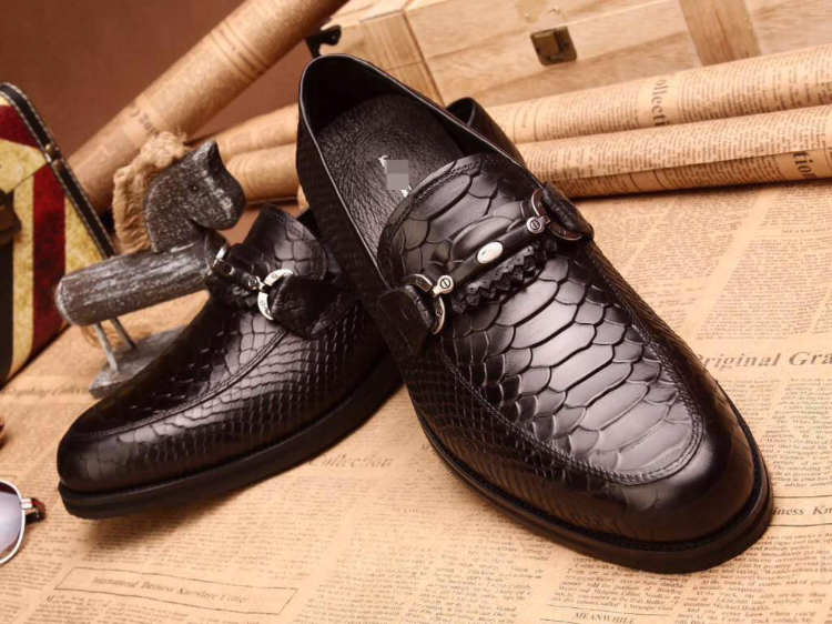 Upper shoe embossing compound 3