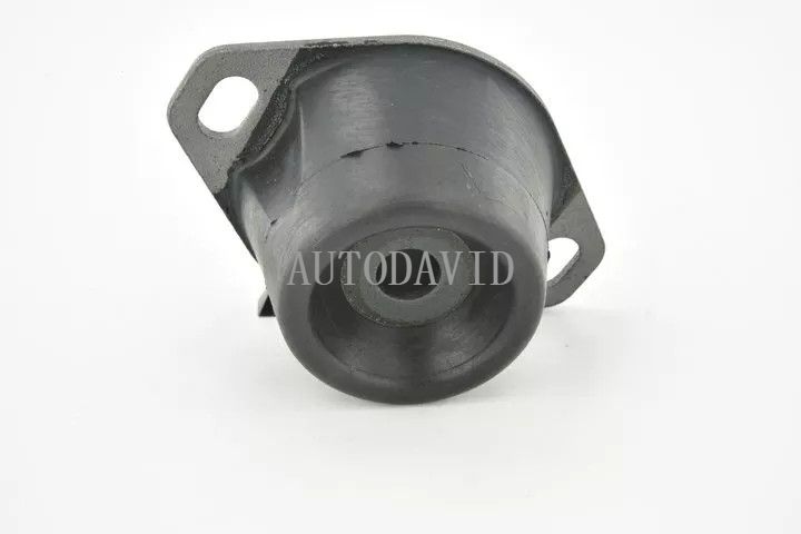 دعامة تثبيت المحرك على اليسار لبيجو 106,206,306,307,308, 405, شريك/بيرلينجو/C4/ساكسو/كسارا/ZX,1996-2015 OEM: 184451 1844C2 184434 96068159 96104506 HS01-015-055