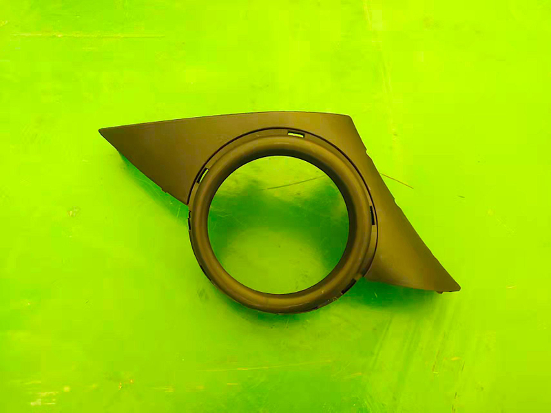 غطاء مصباح الضباب دعم بيجو 207 2004 DVD44-0701-03