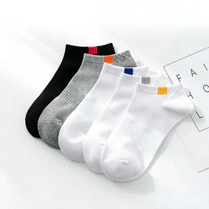Spring and summer style wholesale men's sweat fabric breathable short tube shallow mouth low top men's ship socks