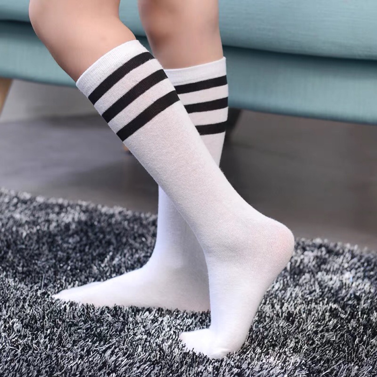 New design student sports long sock white striped socks basketball tube knee socks