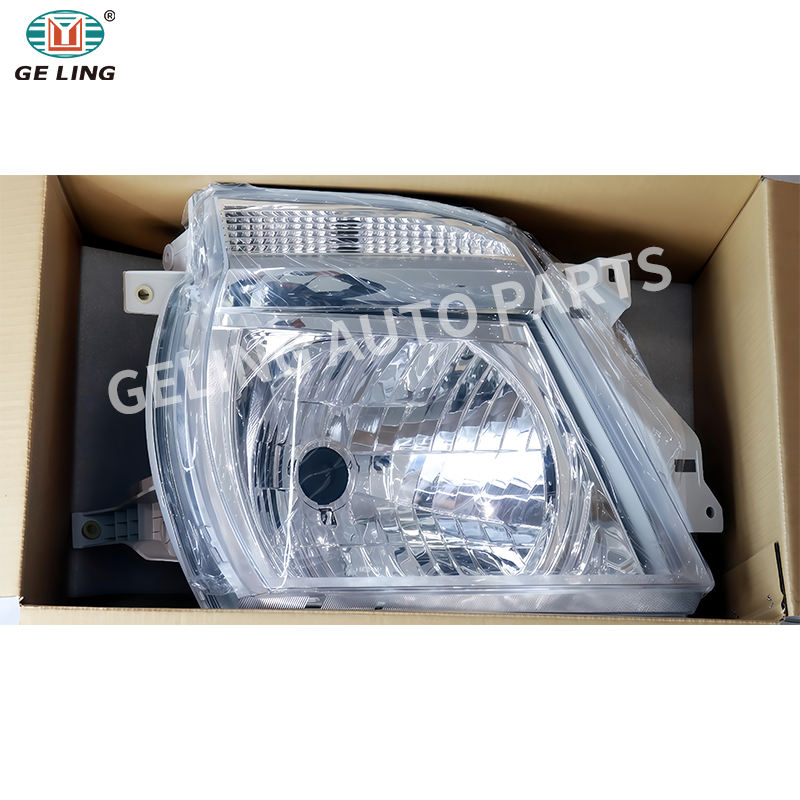 Nissan E25 Headlight نيسان E25 المصباح