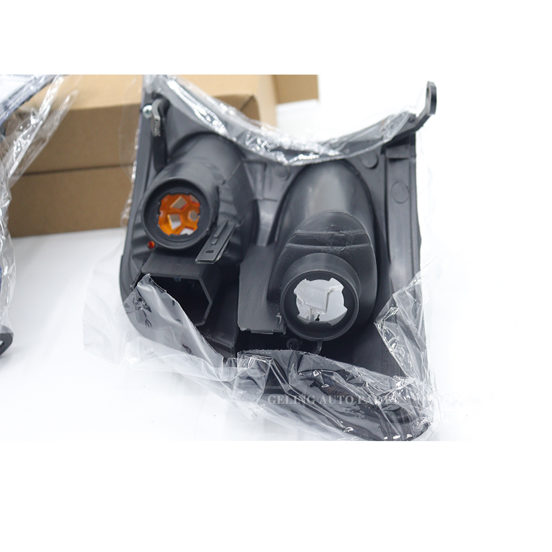 Nissan Patrol Y61 2002 Turn Light نيسان باترول Y61 2002 Turn Light
