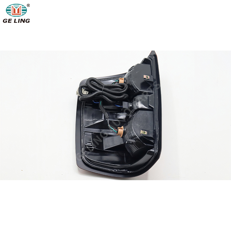 Chevrolet Silverado 1500 Tail Lamp Fanale posteriore Chevrolet Silverado 1500
