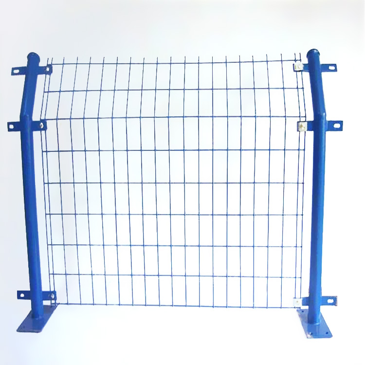 现货双边丝护栏网1.8*3米 批发高速公路隔离护栏网